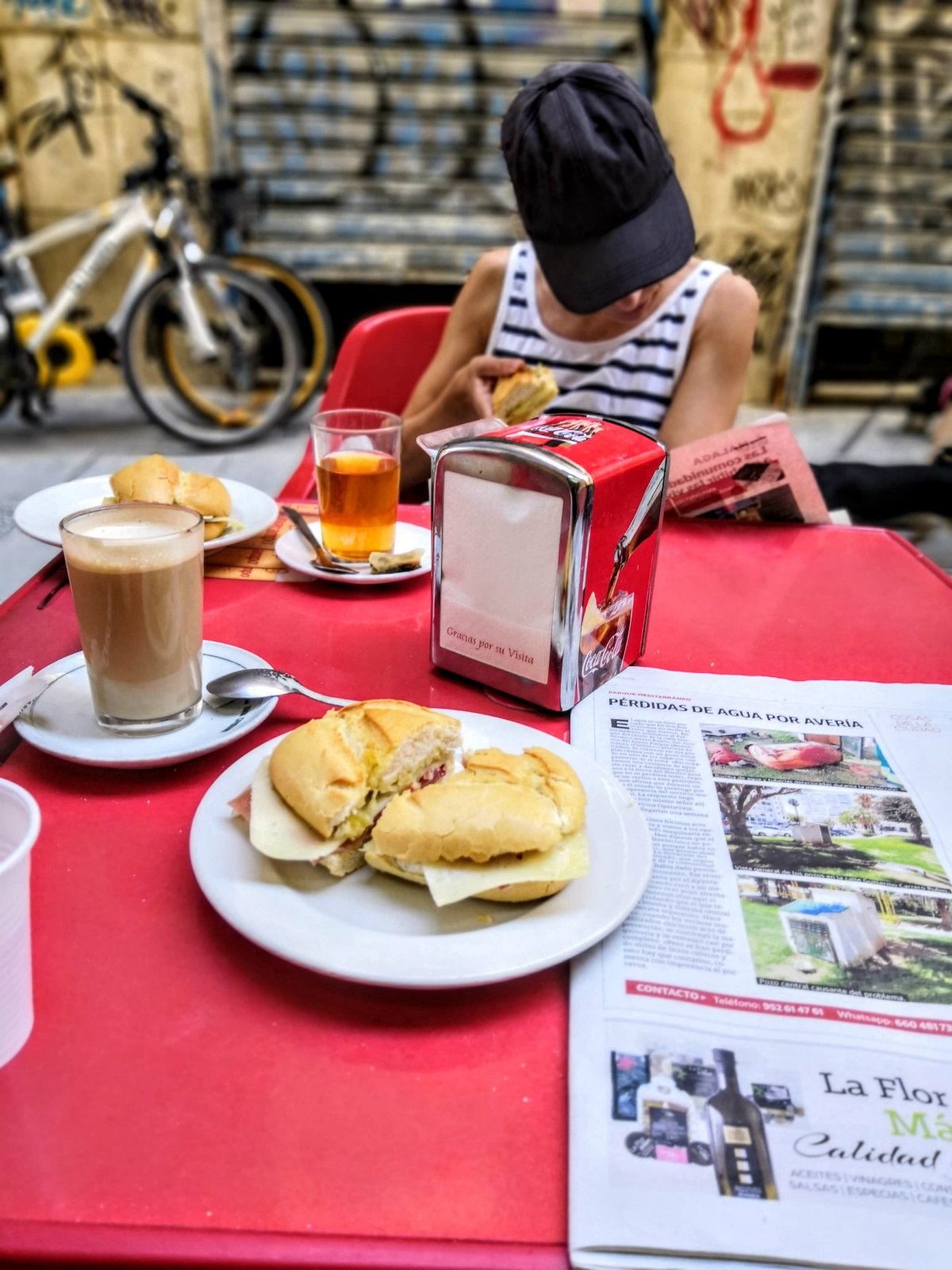 Was ist ein typisches spanisches frühstück